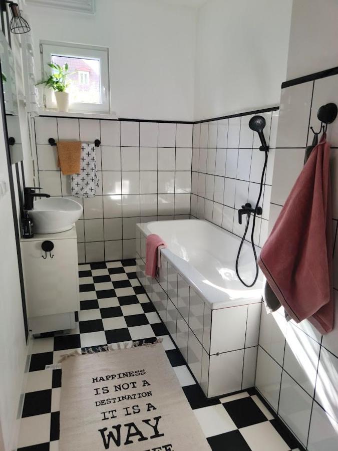 Apartament w sąsiedztwie lasu 1800m od morza Sopot Zewnętrze zdjęcie